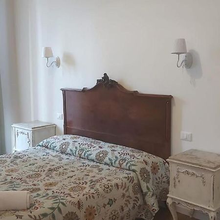 Casa Fileti Bed and Breakfast Palermo Eksteriør billede